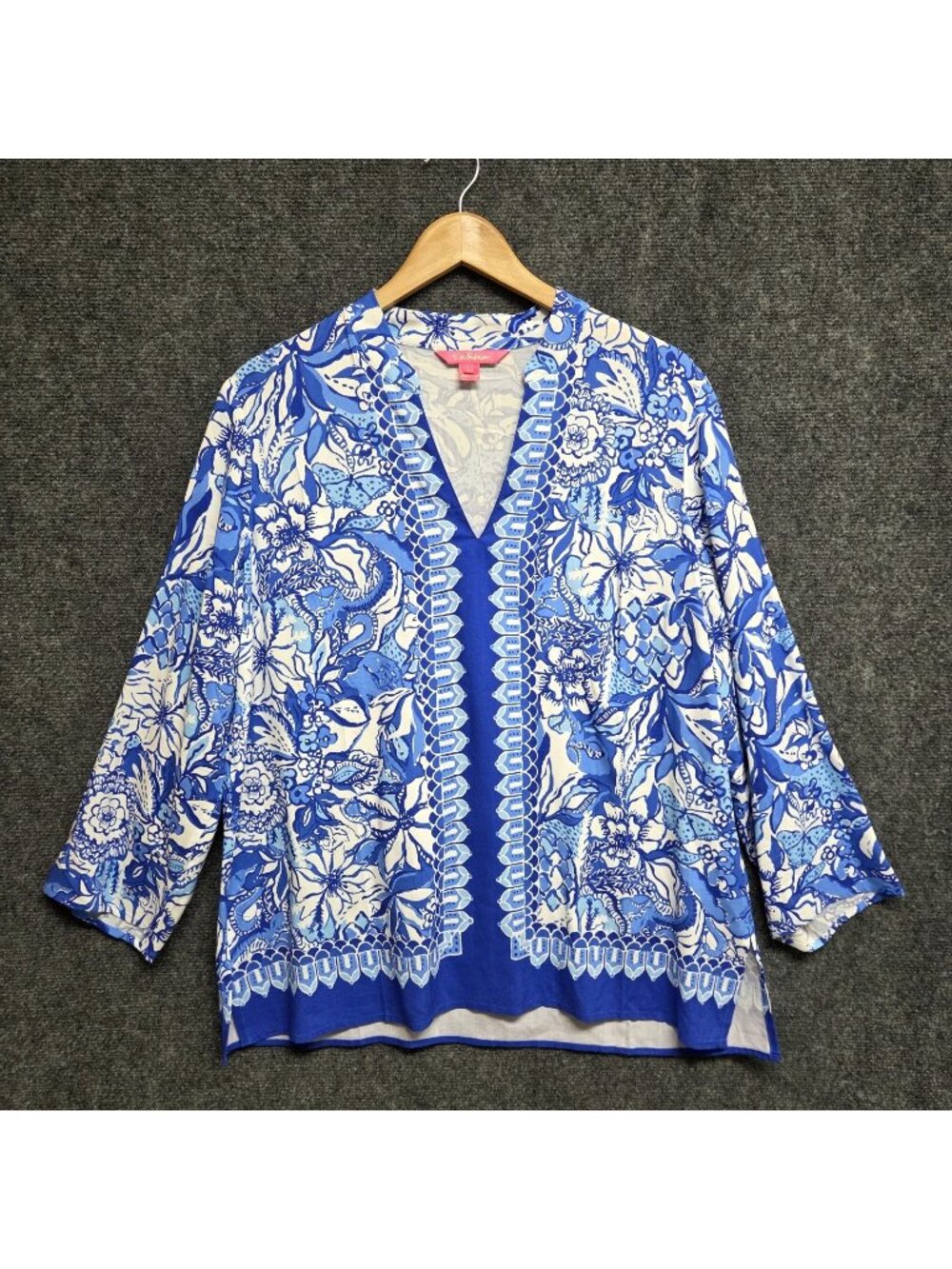 Lilly Pulitzer Women L Luna Bay Blue Tang Flocking Floral 3/4 Sleeve Tunic Top